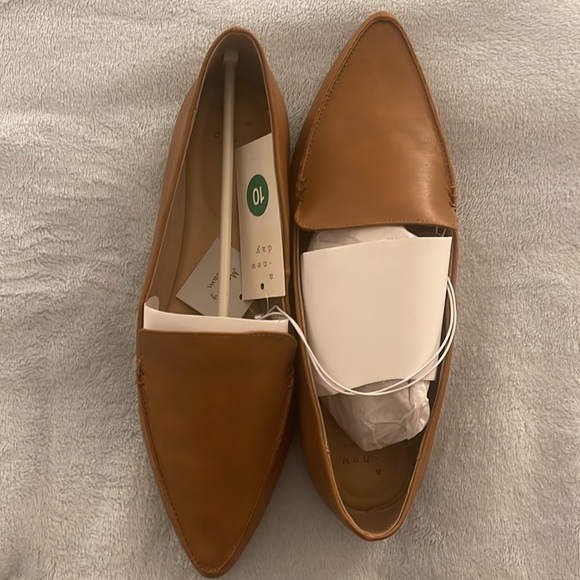 Cognac Size 10 Memory Foam Flats - Picture 2 of 7